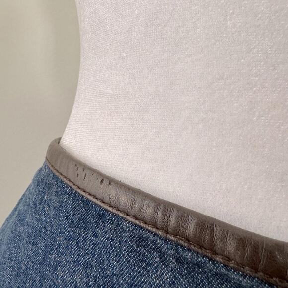 Vintage ‘01 Old Navy Dark Denim Zip-Up Mini Skirt w/ Faux Leather Trim - Picture 10 of 10